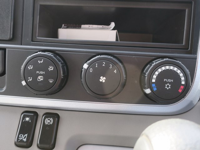 中古トラック 三菱ふそうアルミバン #21