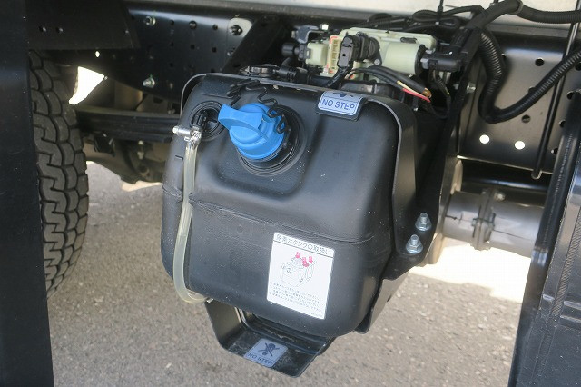 中古トラック 三菱ふそうアルミバン #9