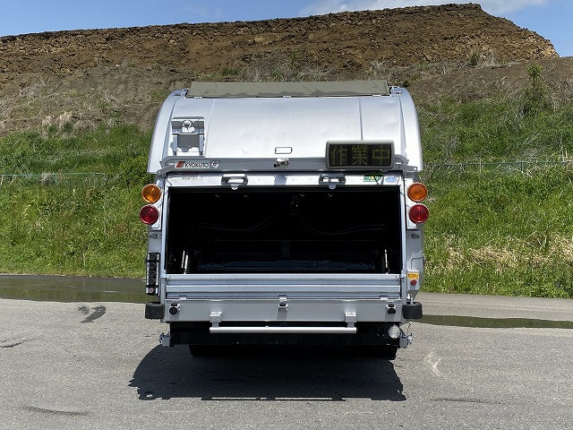 中古トラック 三菱ふそうパッカー車（塵芥車） ＃6