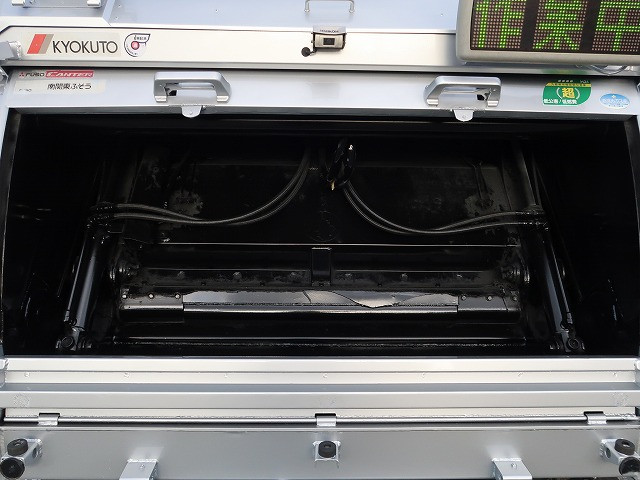 中古トラック 三菱ふそうパッカー車（塵芥車） ＃7