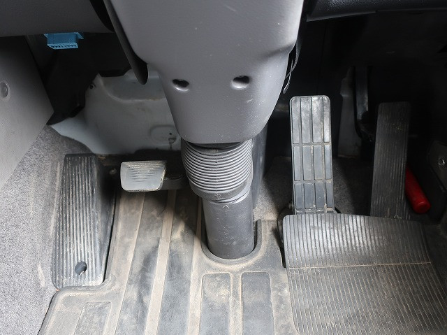 中古トラック UDトラックス平ボディアルミブロック #22