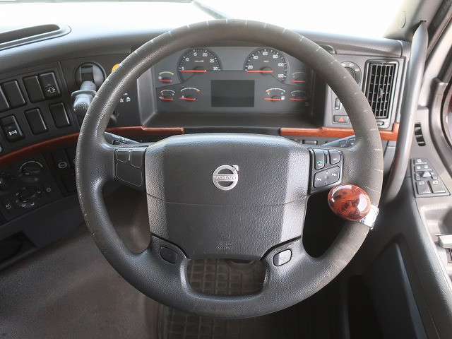 中古トラック ボルボトラクタヘッド #17