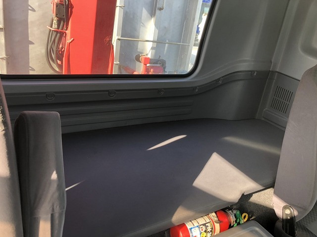 中古トラック いすゞクレーン付平ボディ #23