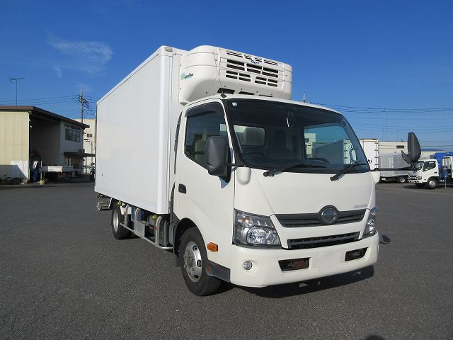 中古トラック 日野冷凍バン #2