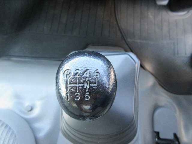 中古トラック 日野冷凍バン #18