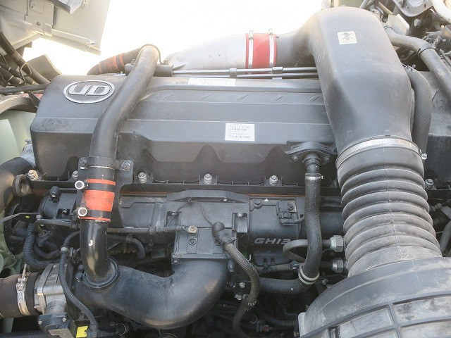 中古トラック UDトラックストラクタヘッド #13