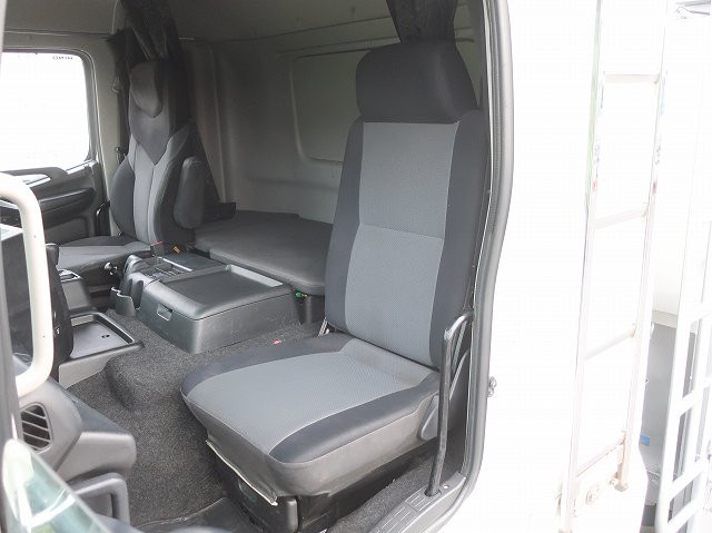 中古トラック 日野平ボディアルミブロック #22