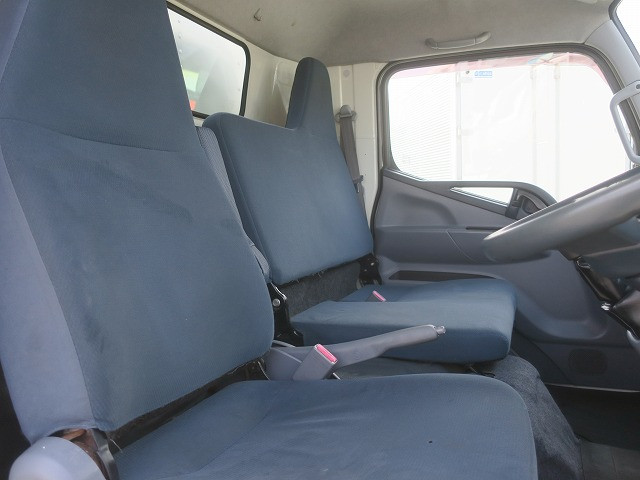 中古トラック 三菱ふそうアルミバン #11