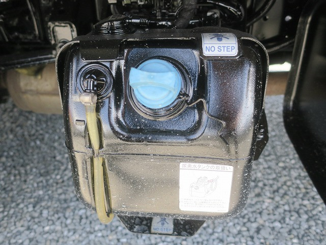 中古トラック 三菱ふそうアルミバン #9