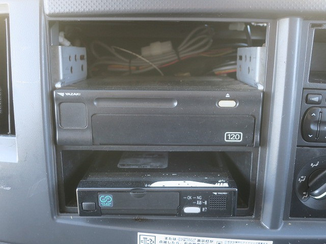 中古トラック いすゞ平ボディアルミブロック #17