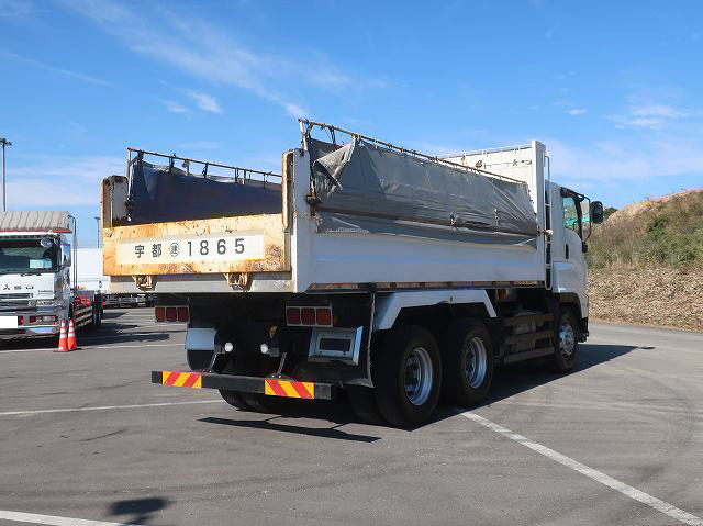 中古トラック いすゞダンプ ＃3