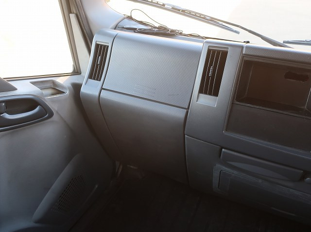 中古トラック いすゞアルミバン ＃13