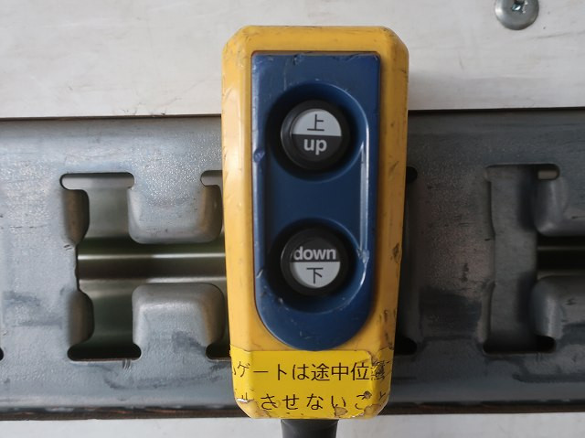 中古トラック 三菱ふそうアルミバン #7