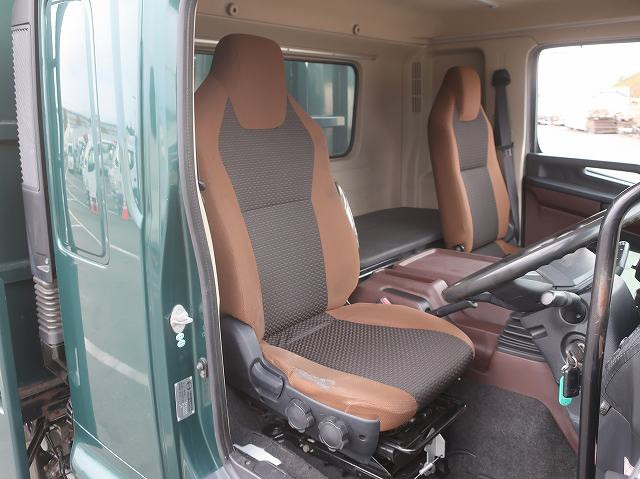 中古トラック 日野ヒアブクレーン付平ボディ #15