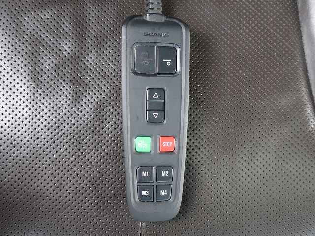 中古トラック スカニアトラクタヘッド ＃19