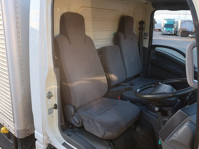 中古トラック いすゞアルミバン ＃10