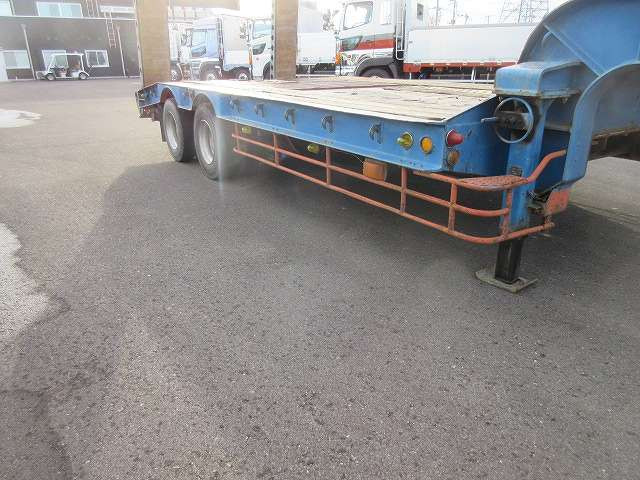 中古トラック 国内・その他重機運搬トレーラー ＃22
