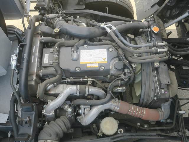 中古トラック いすゞパッカー車(塵芥車) #12