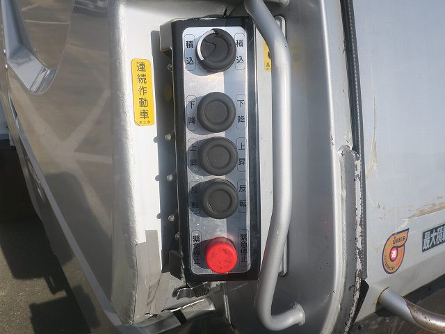 中古トラック いすゞパッカー車(塵芥車) #9