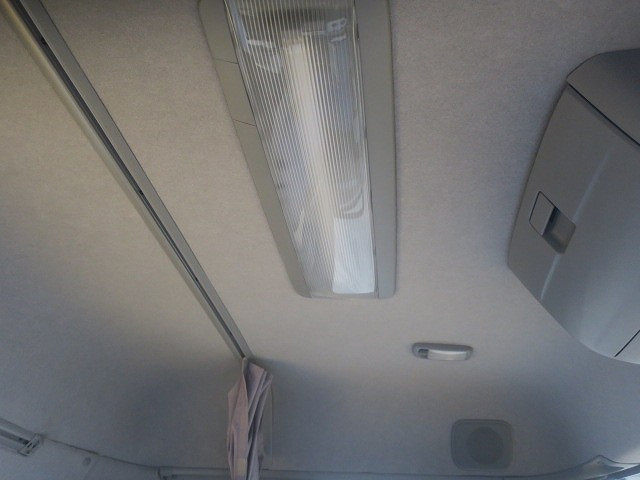 中古トラック UDトラックス除雪塩カリ散布車 ＃24